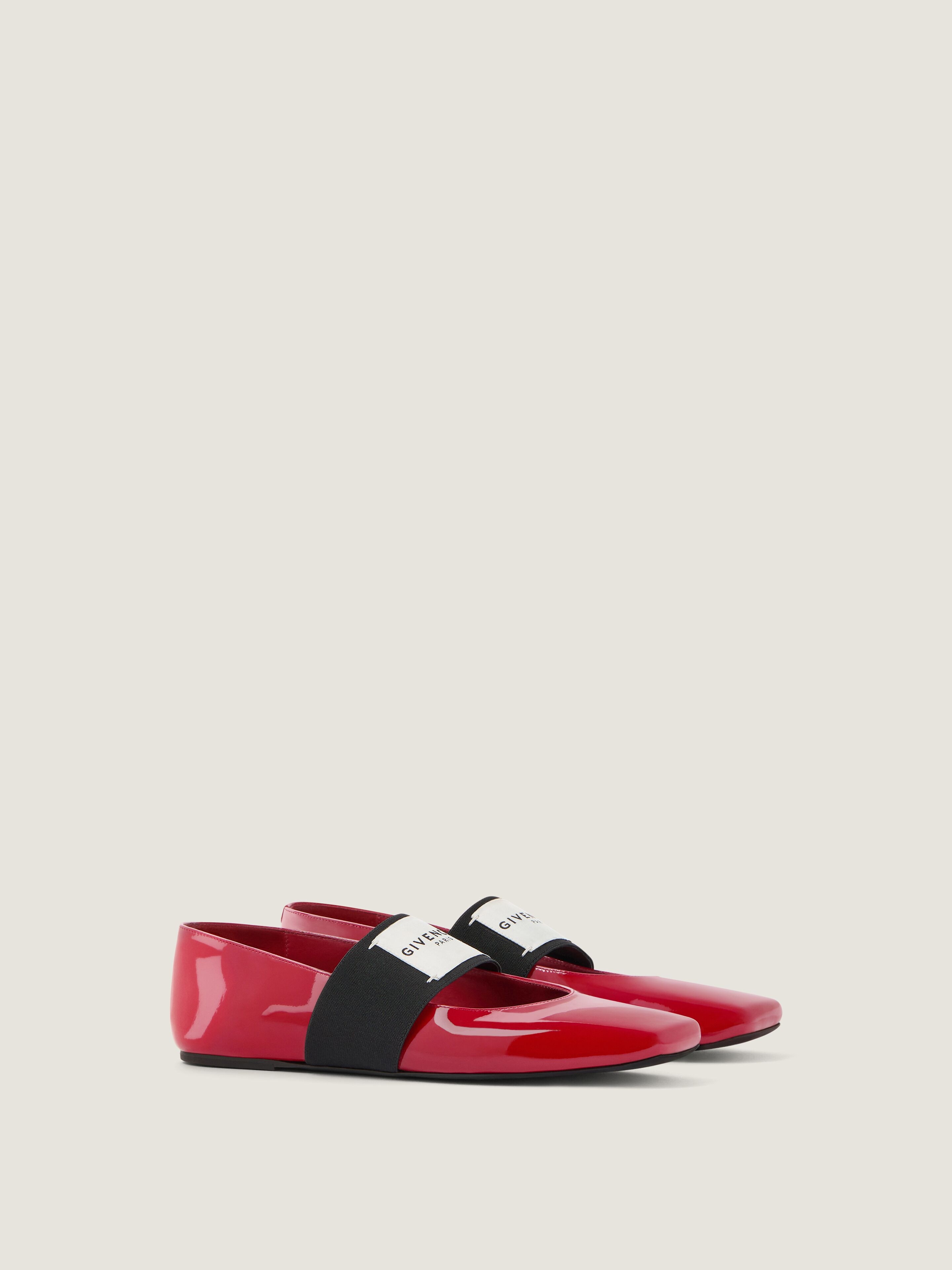 Sliced Square ballerinas in patent leather